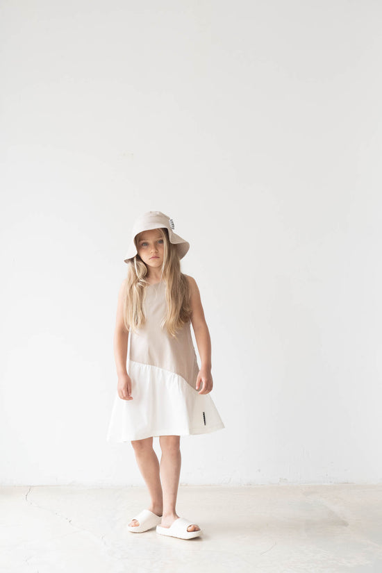 Dress Nr. 30 - Beige-Ecru