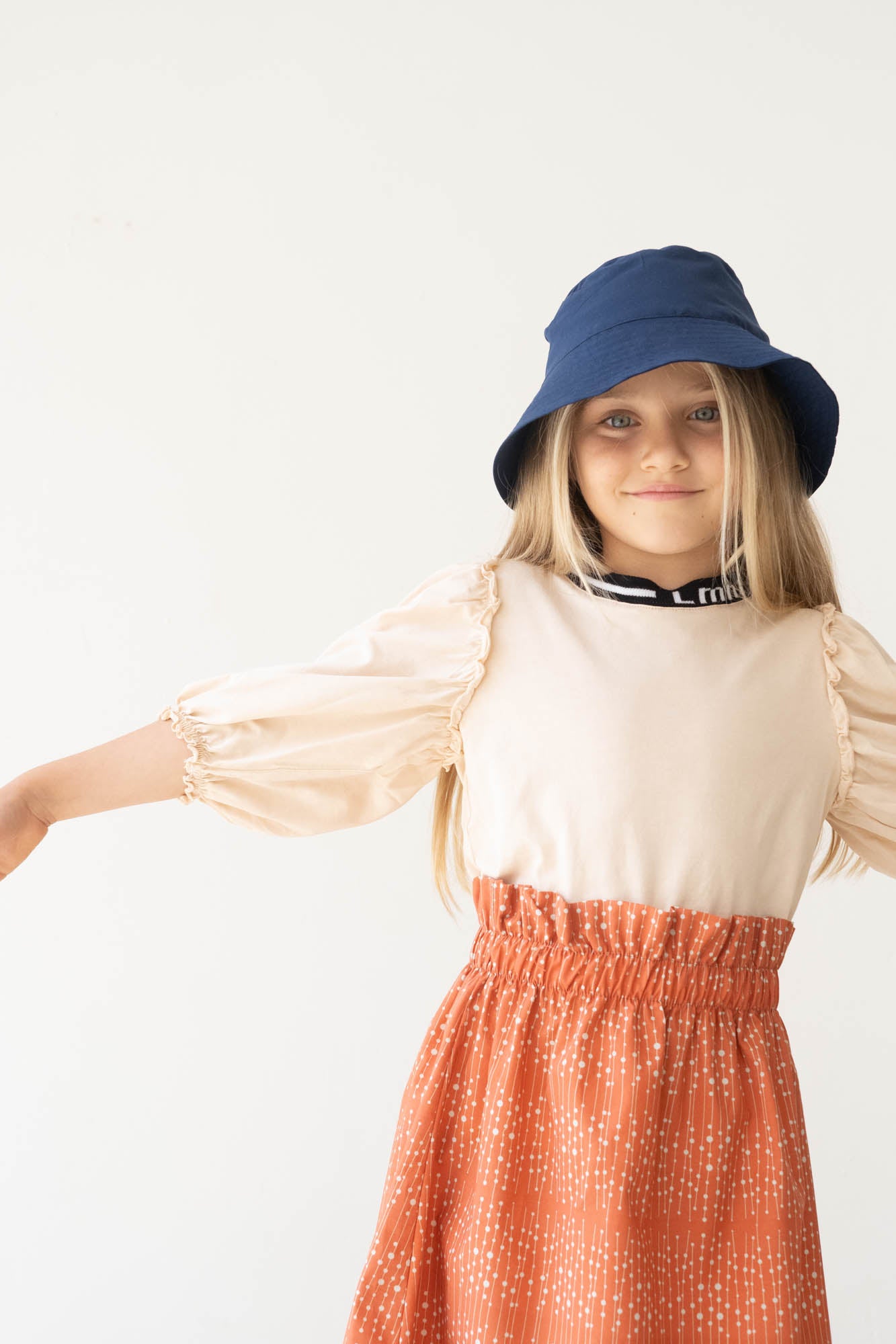 22 Perfect Orange Skirt Outfits For Fashionable Ladies  Styleoholic